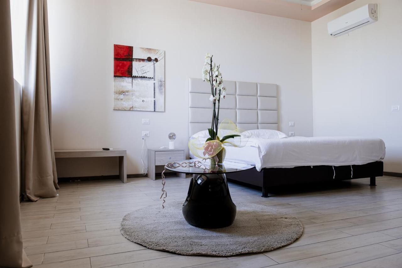 Queen Hotel سستو سان جوفاني المظهر الخارجي الصورة