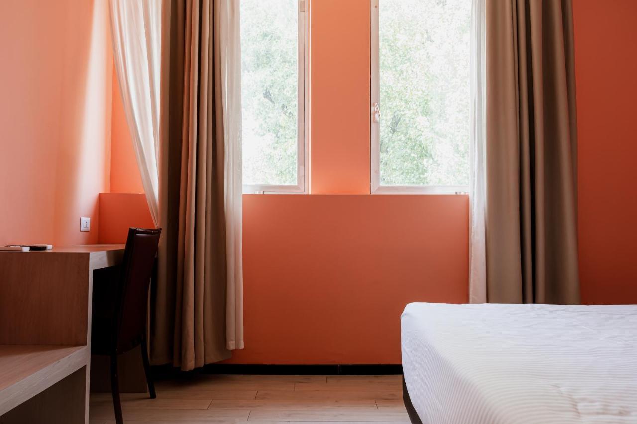 Queen Hotel سستو سان جوفاني المظهر الخارجي الصورة